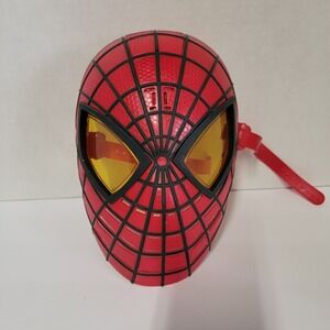 Hasbro Marvel Spider-Man  Mask 2012 Straps Yellow Eye Covers Rigid Plastic.